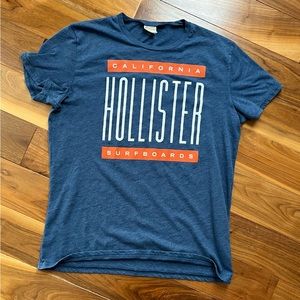 Hollister graphic tee, adult Small